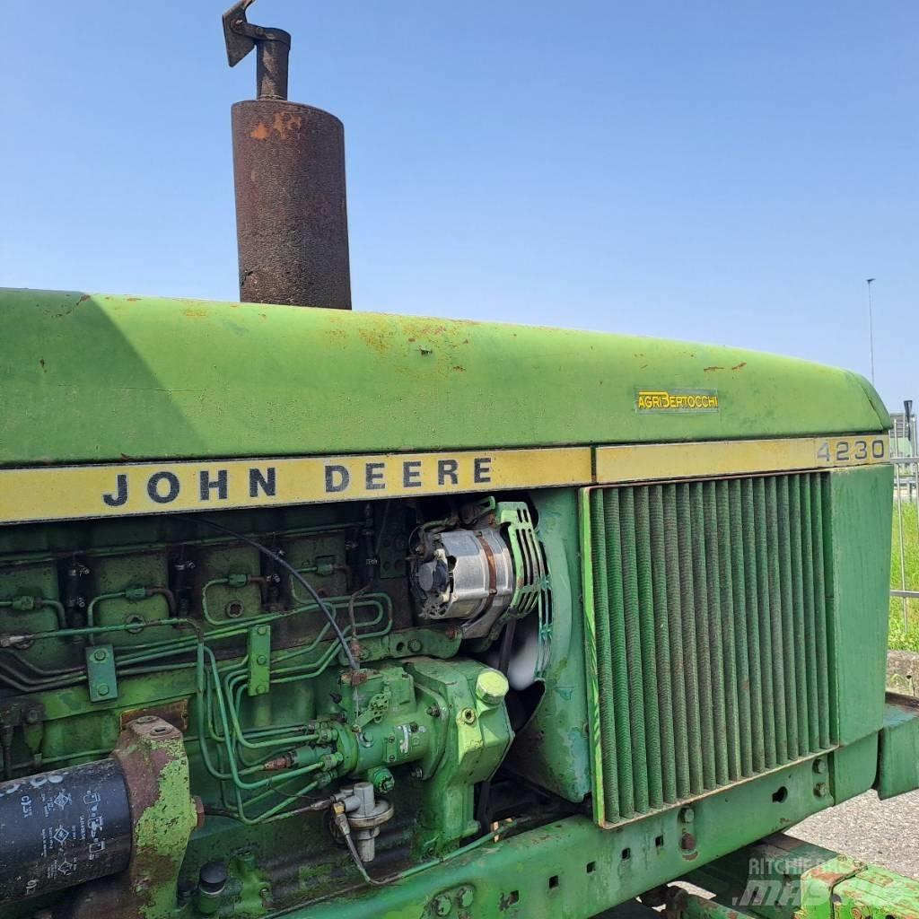 John Deere 4230 Traktörler