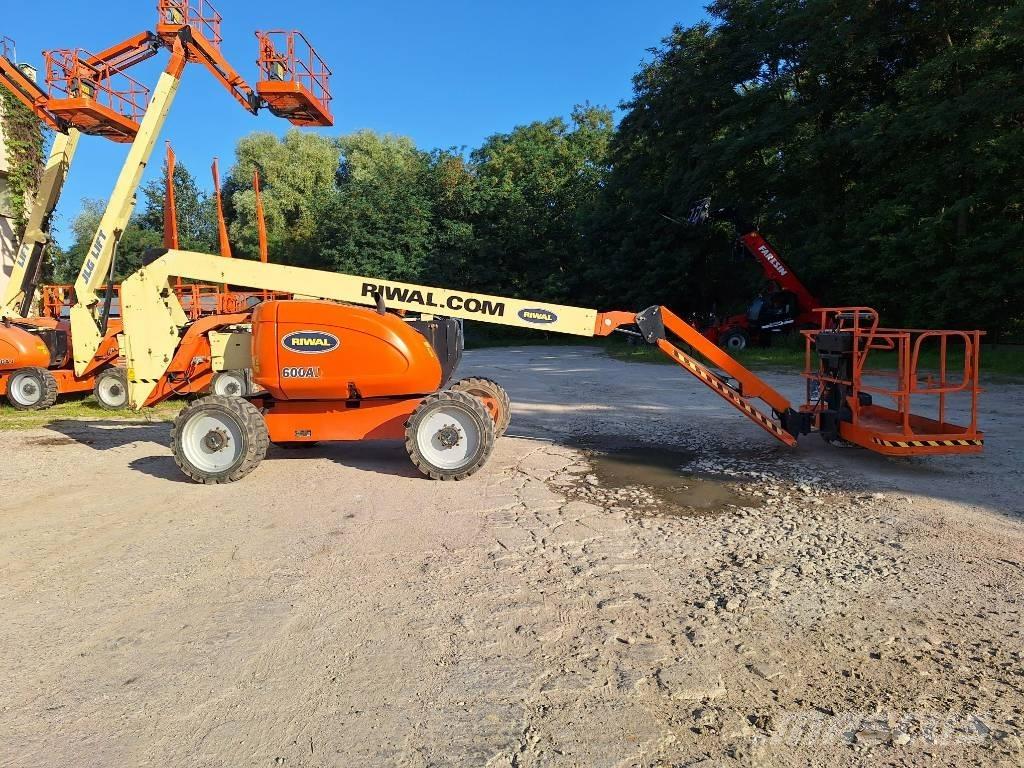 JLG 600AJ Körüklü personel platformları