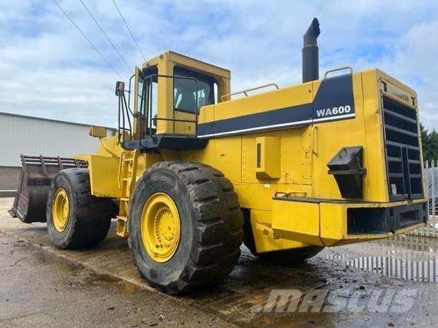 Komatsu WA 600-1 Tekerlekli yükleyiciler