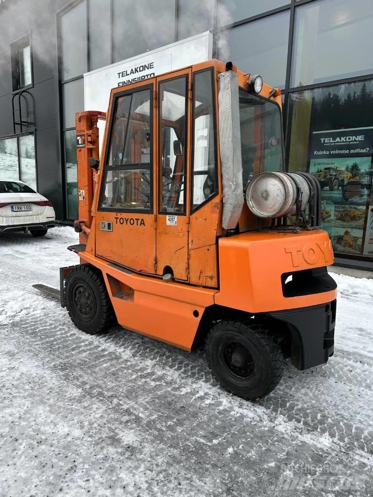 Toyota 02-4FG20 LPG'li forkliftler