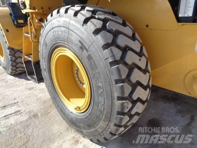 CAT 926M Tekerlekli yükleyiciler