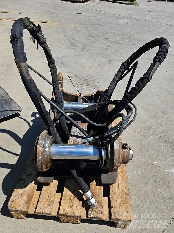 OilQuick OQ80 Quick connectors