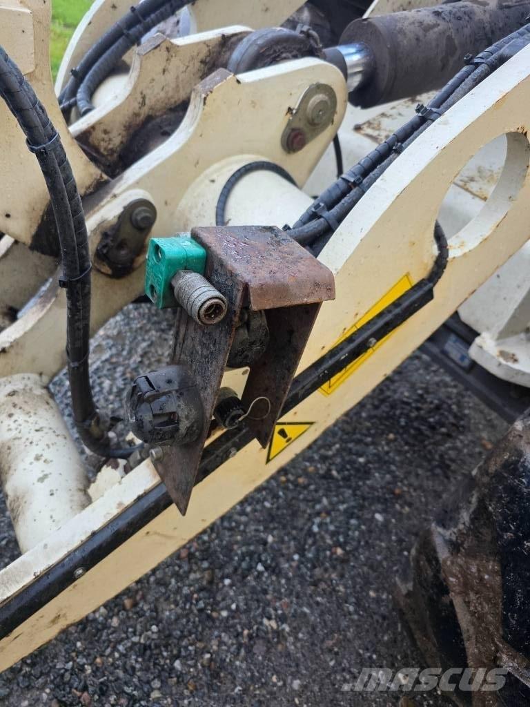 Terex TL 100 Tekerlekli yükleyiciler