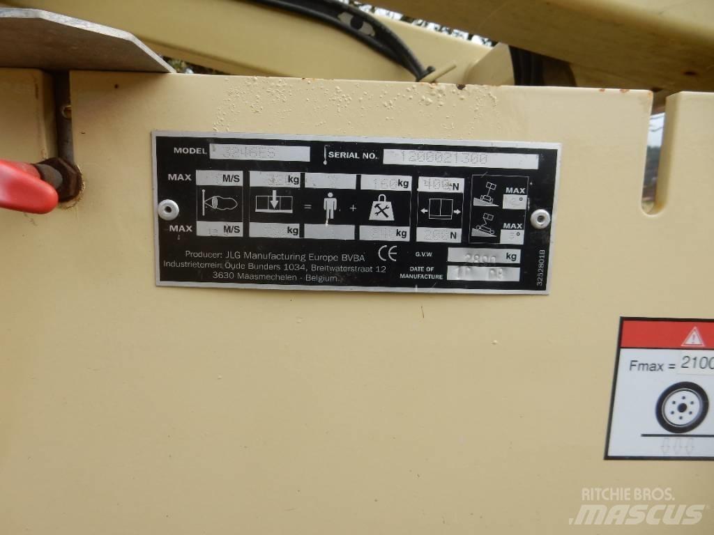 JLG 3246 ES Makasli platformlar