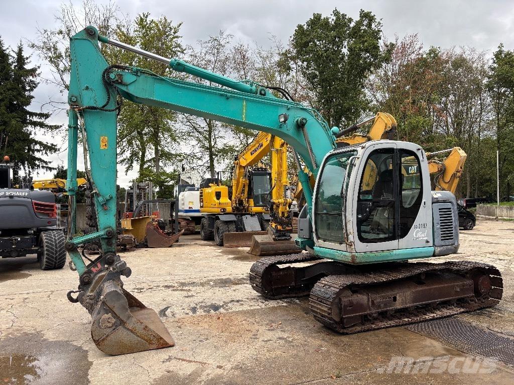 Kobelco SK 135 Paletli ekskavatörler