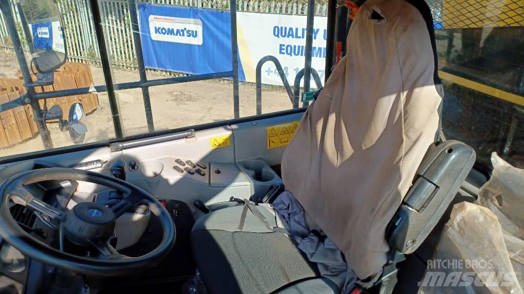 Komatsu HM300-5 Belden kirma kaya kamyonu