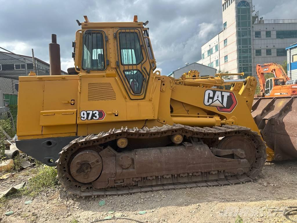 CAT 973 Paletli yükleyiciler