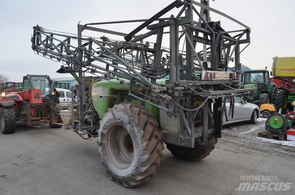  Technoma 2500 Çekilir pülverizatörler