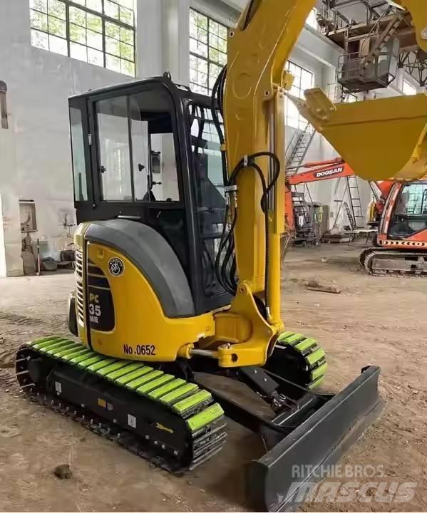 Komatsu PC35MR Paletli ekskavatörler