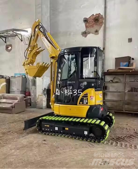 Komatsu PC35MR Paletli ekskavatörler