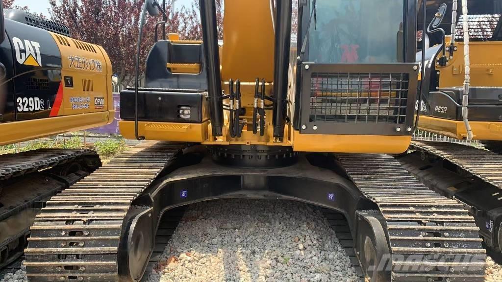 CAT 323 D L Paletli ekskavatörler