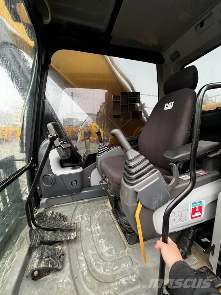 CAT 349 D2 Paletli ekskavatörler
