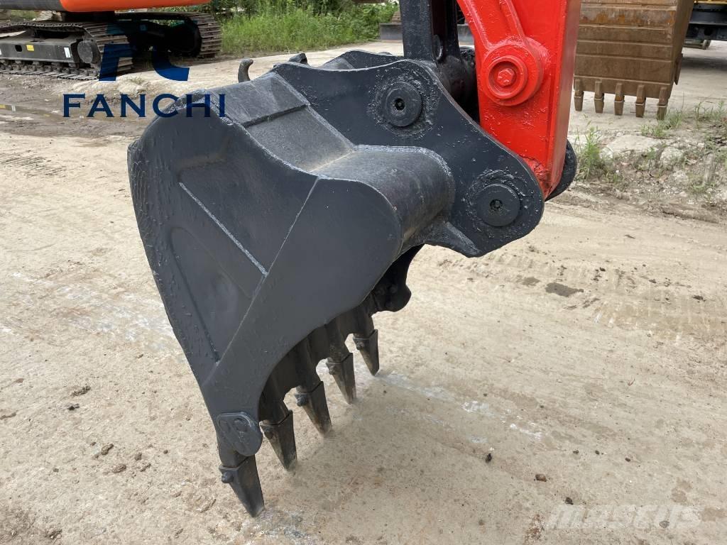 Kubota KX 165 Paletli ekskavatörler