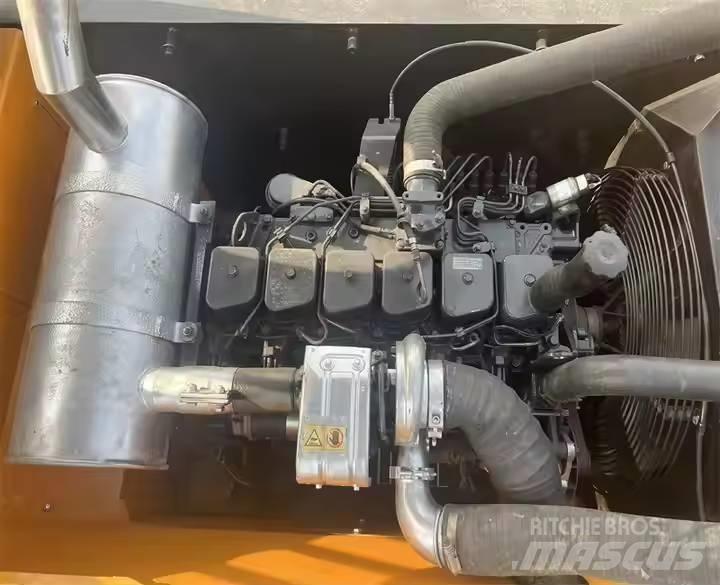 Hyundai R220-9S Paletli ekskavatörler