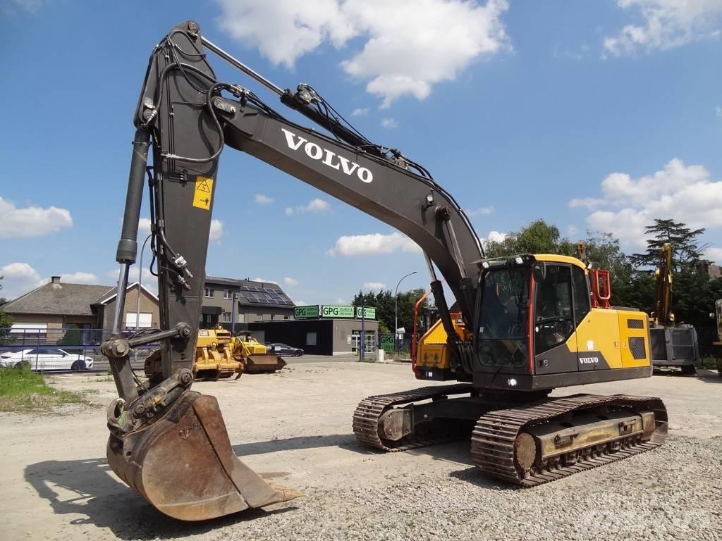 Volvo EC 220 E Paletli ekskavatörler