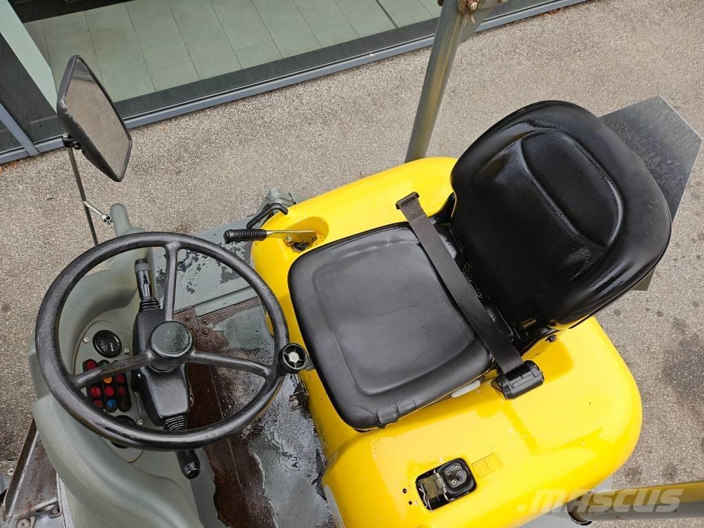 Wacker Neuson 2001 Belden kirma kamyonlar