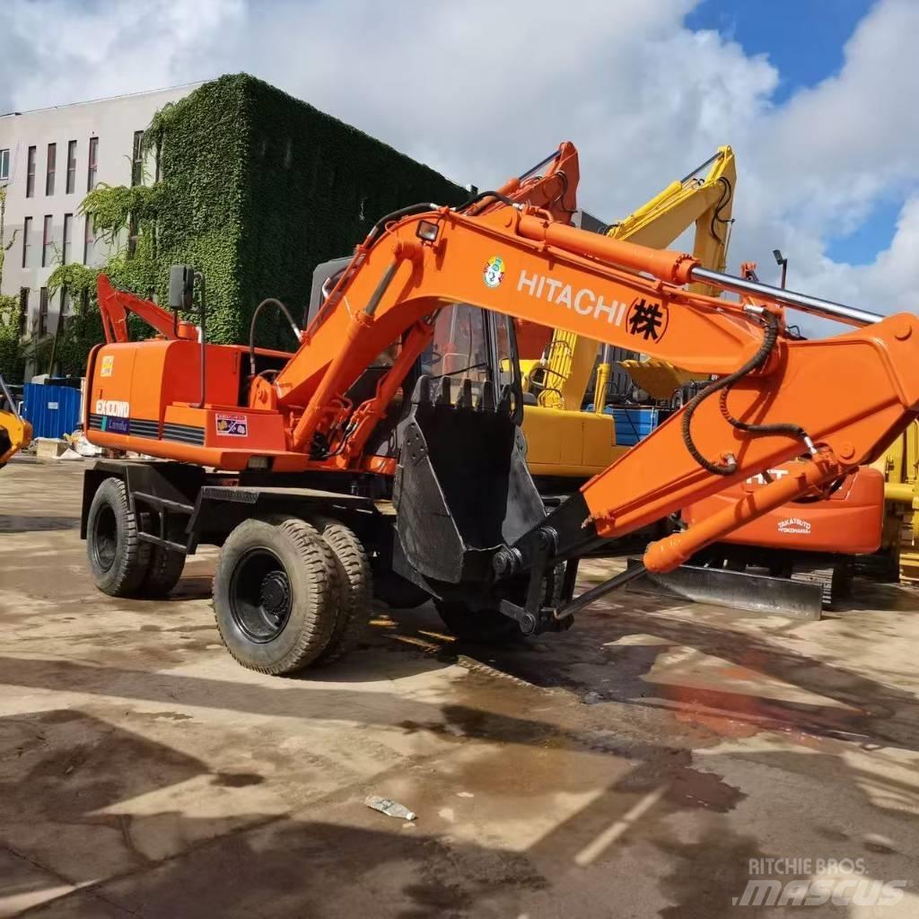 Hitachi EX 100 W D Lastik tekerli ekskavatörler