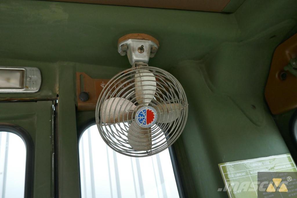 CAT 130G Ex-army Greyderler