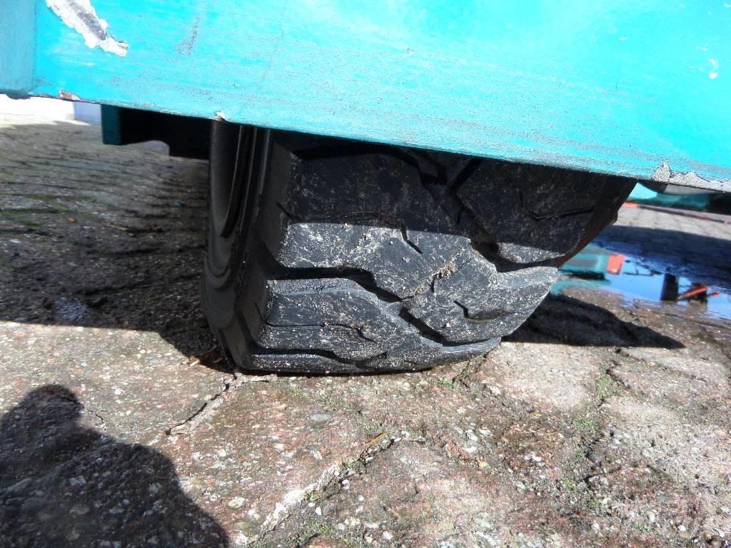 Baka EFY 50 Sideloader - dört yönlü forkliftler
