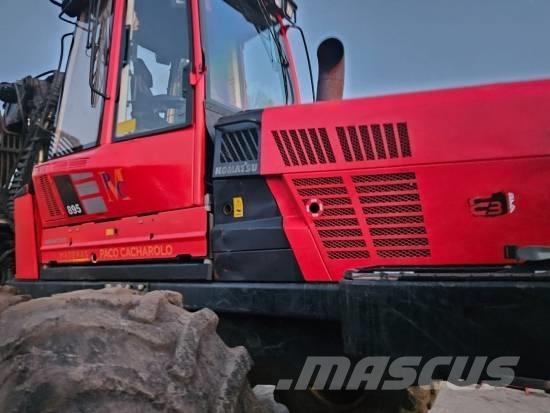 Komatsu 895 Tomruk yükleyici traktörler