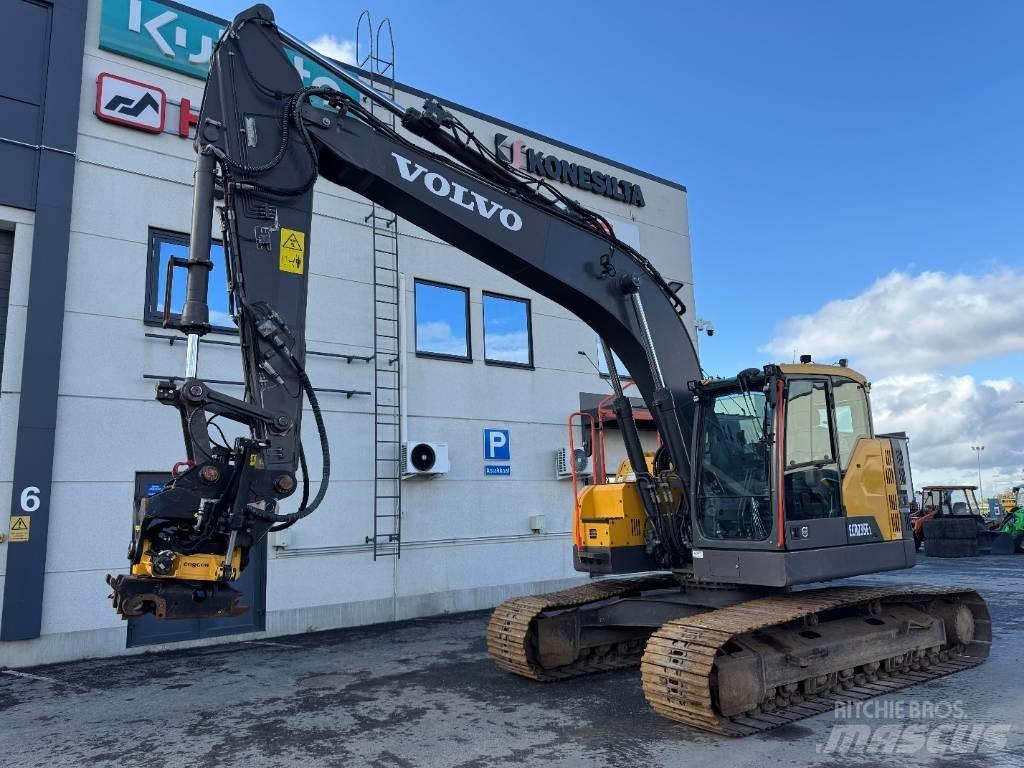 Volvo ECR 235 EL Paletli ekskavatörler