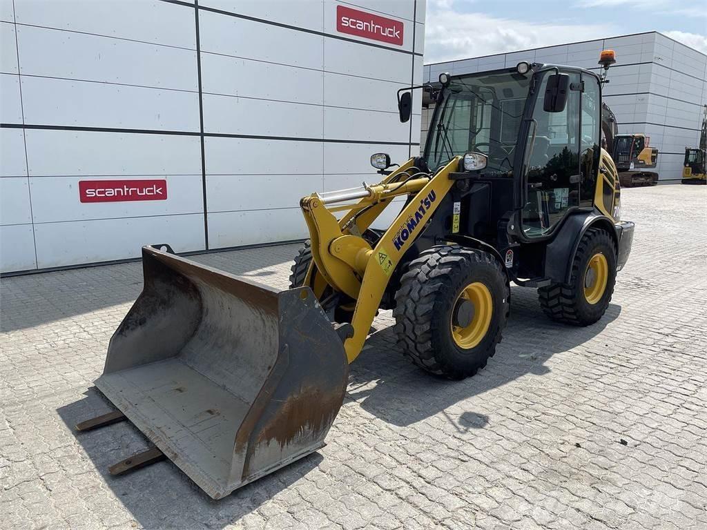 Komatsu WA70M-8EO Çok amaçlı yükleyiciler