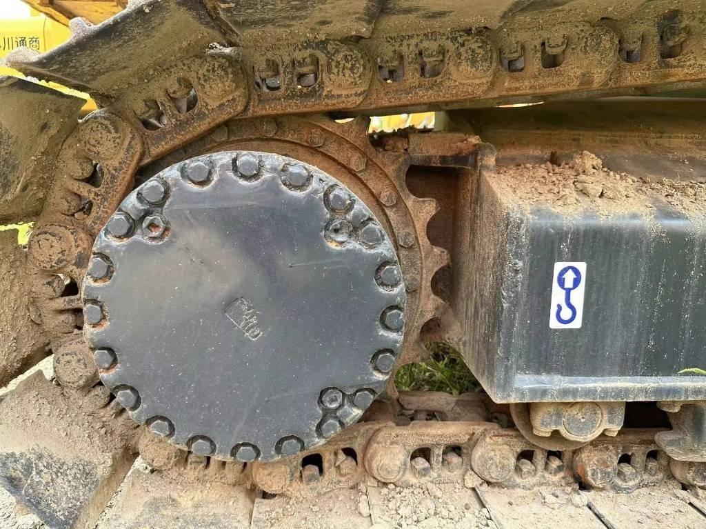 Komatsu PC240-8 Paletli ekskavatörler