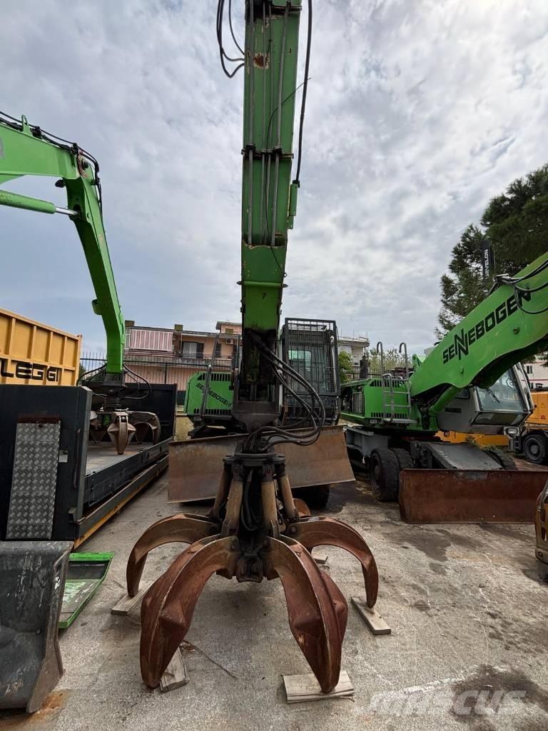 Sennebogen 818 Atık taşıma araçları