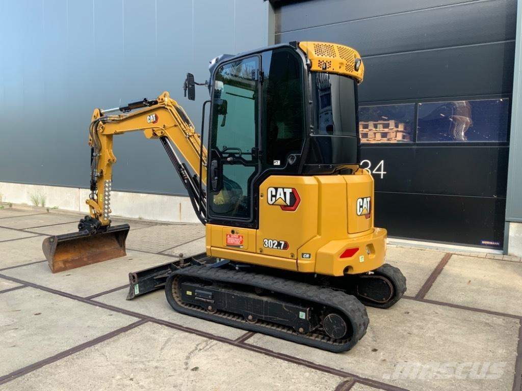 CAT 302.7 CR Mini ekskavatörler, 7 tona dek