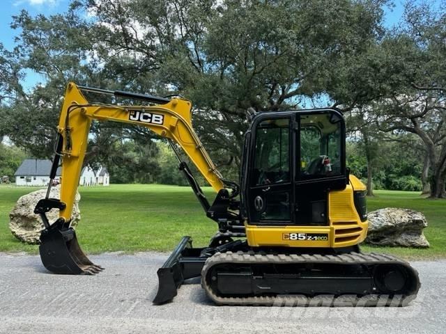 JCB 85 Z-1 Paletli ekskavatörler