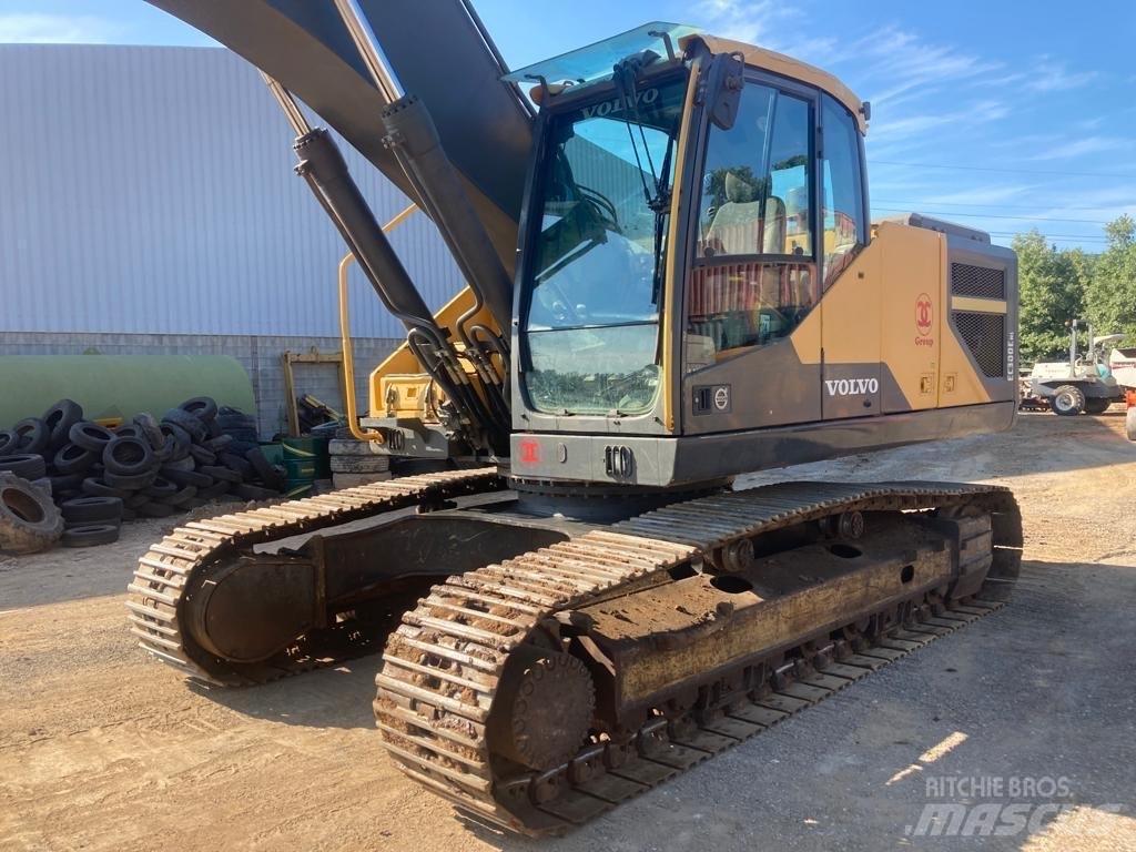 Volvo EC 300 E Paletli ekskavatörler
