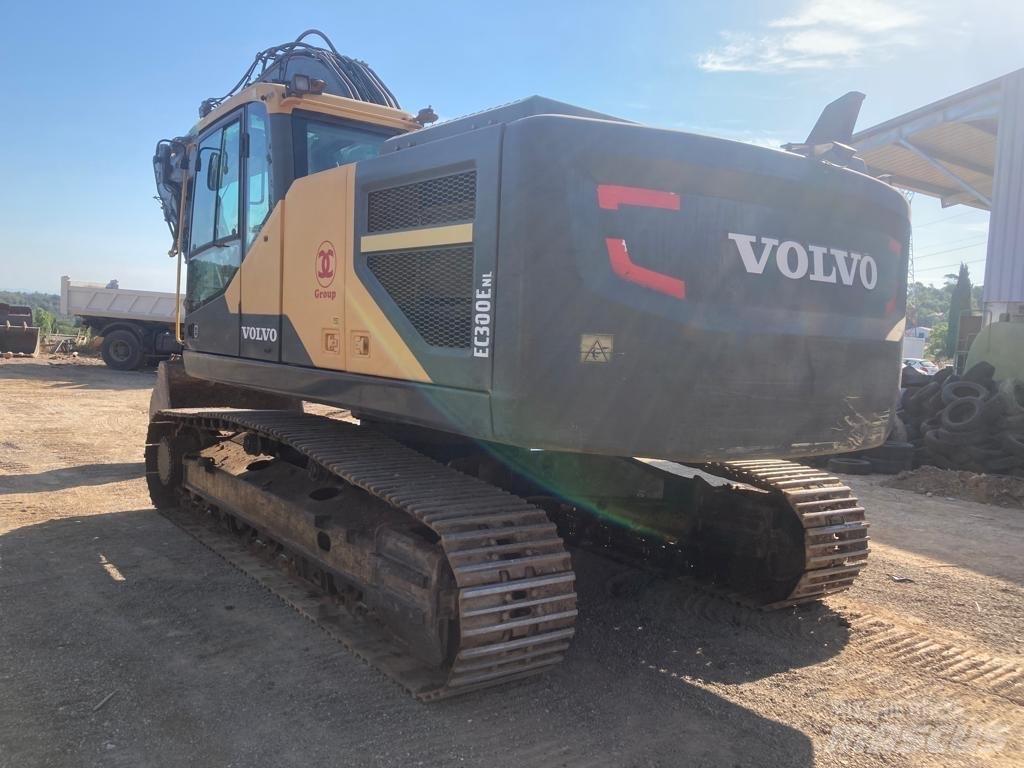 Volvo EC 300 E Paletli ekskavatörler