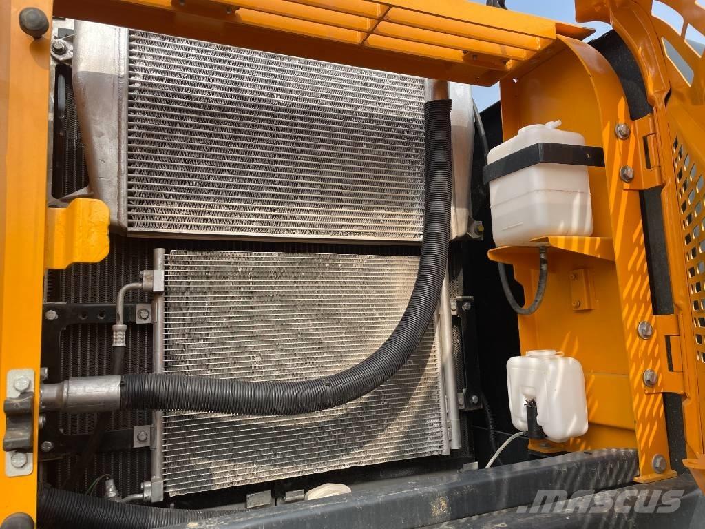 Hyundai 225LC-9S Paletli ekskavatörler