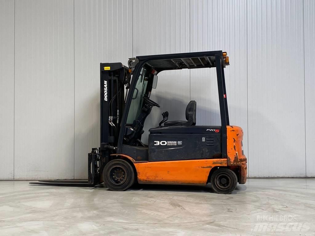 Doosan B30X-5 Elektrikli forkliftler
