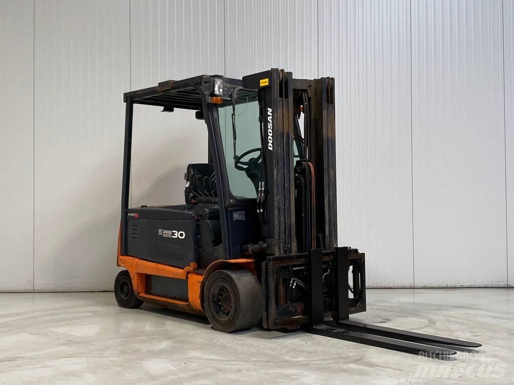 Doosan B30X-5 Elektrikli forkliftler