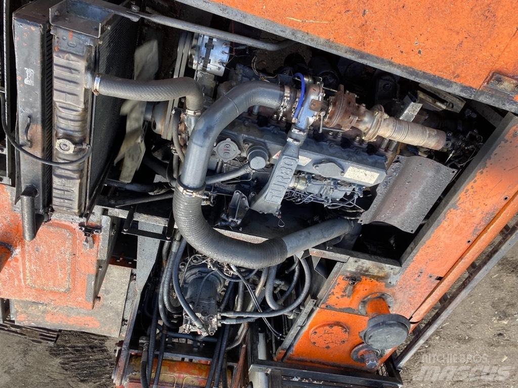 Hitachi EX 270 Paletli ekskavatörler