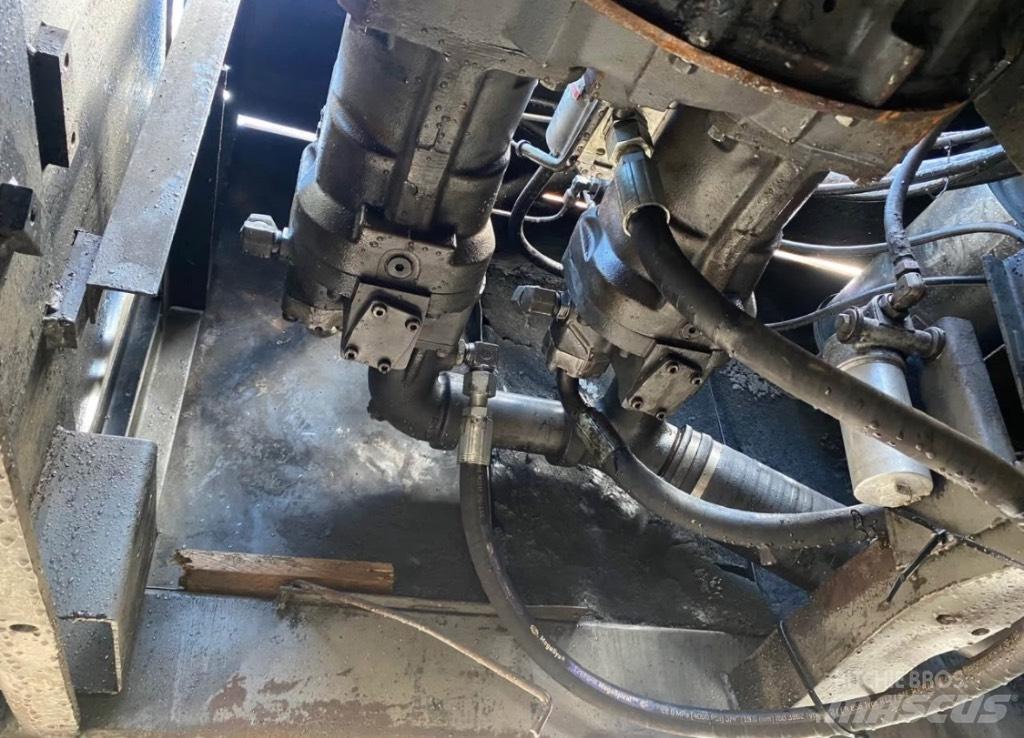 Hitachi EX 270 Paletli ekskavatörler