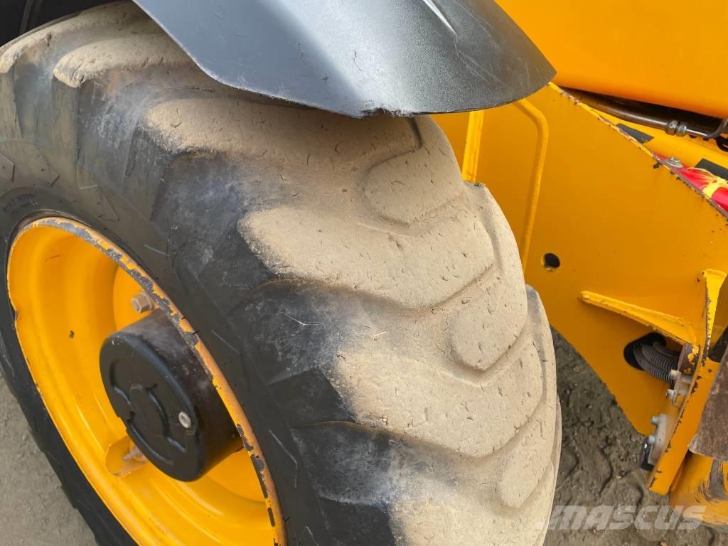 JCB 540-140 Teleskopik yükleyiciler