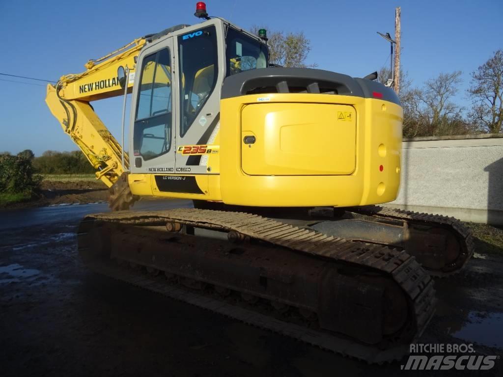 Kobelco SK 235 Paletli ekskavatörler