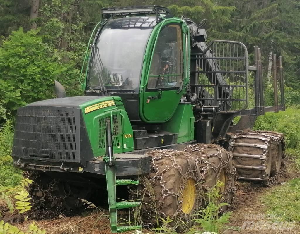 John Deere 1010 E Tomruk yükleyici traktörler