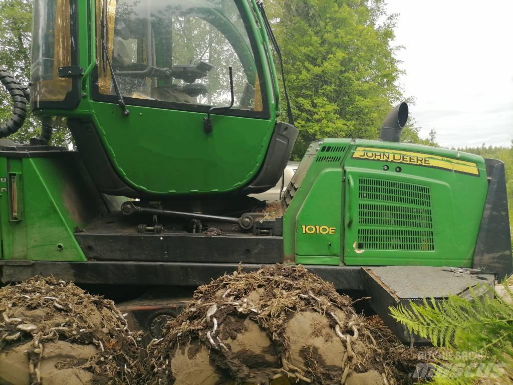 John Deere 1010 E Tomruk yükleyici traktörler
