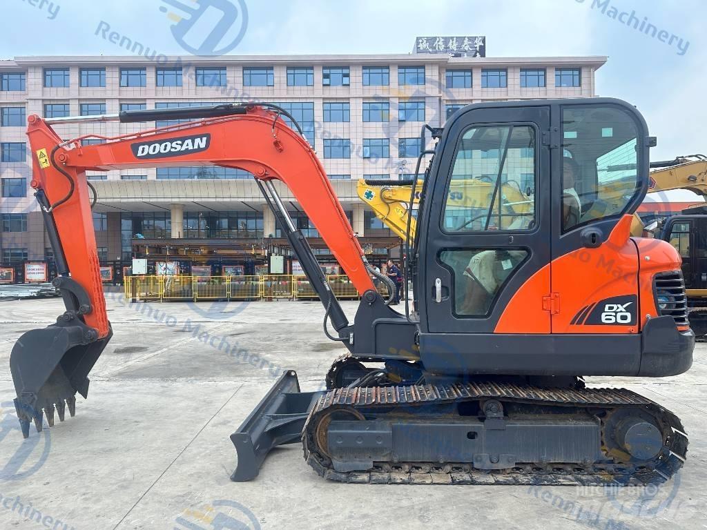 Doosan DX 60 Mini ekskavatörler, 7 tona dek