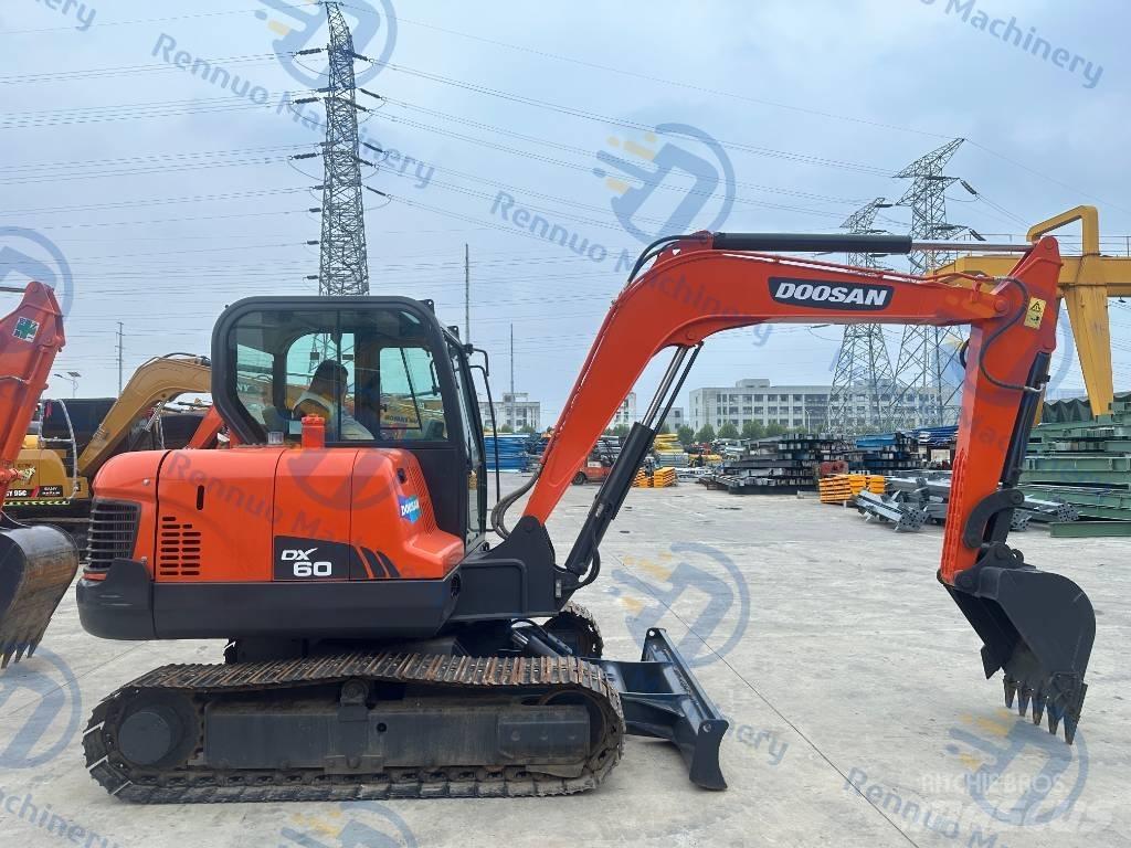 Doosan DX 60 Mini ekskavatörler, 7 tona dek