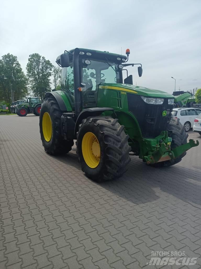 John Deere 7215 R Traktörler