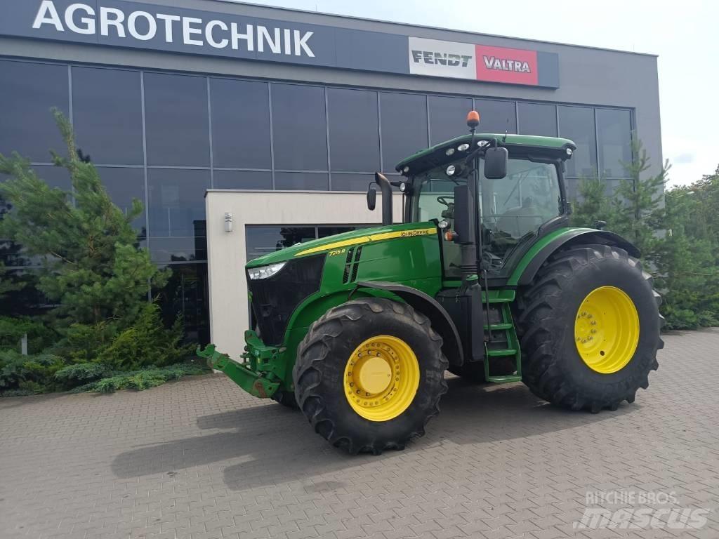John Deere 7215 R Traktörler