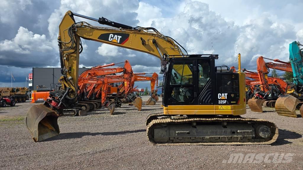 CAT 325FLCR Paletli ekskavatörler