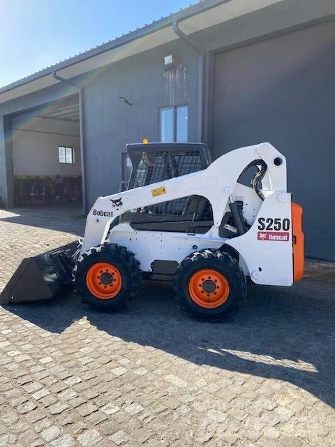 Bobcat S 250 Skid steer loderler
