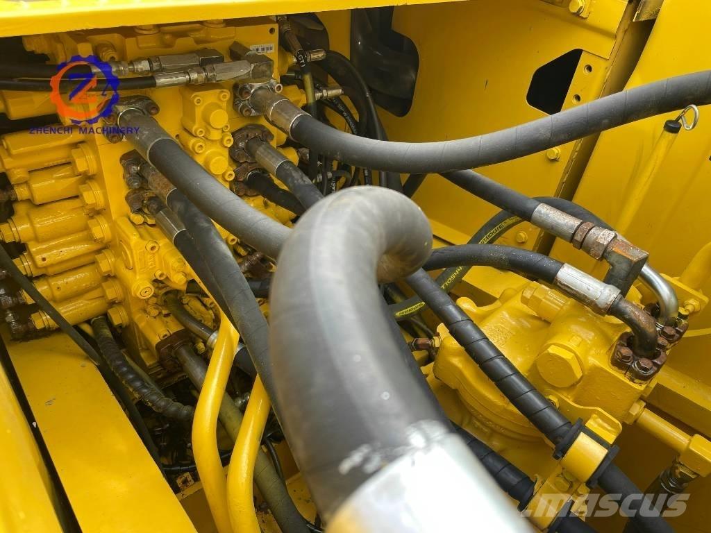 Komatsu PC 220-8 Paletli ekskavatörler