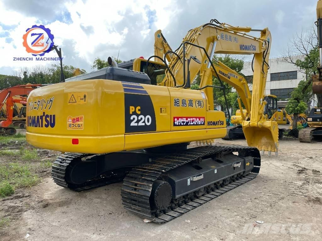 Komatsu PC 220-8 Paletli ekskavatörler