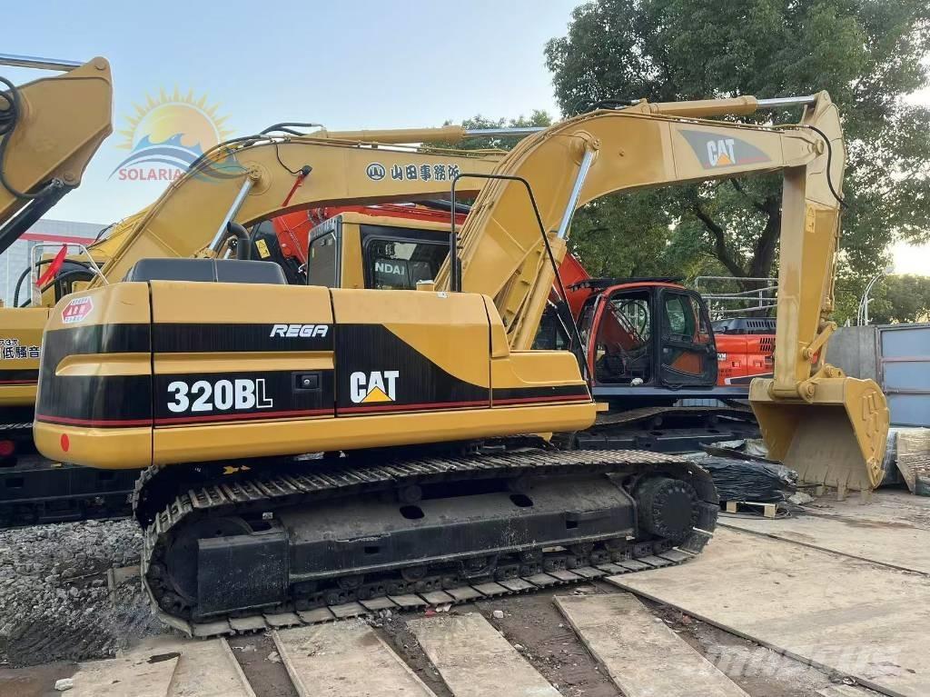 CAT 320 B Paletli ekskavatörler